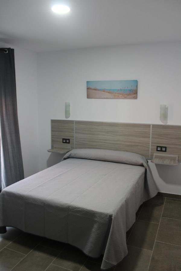 Hostal Maria Jose Кониль-де-ла-Фронтера Экстерьер фото