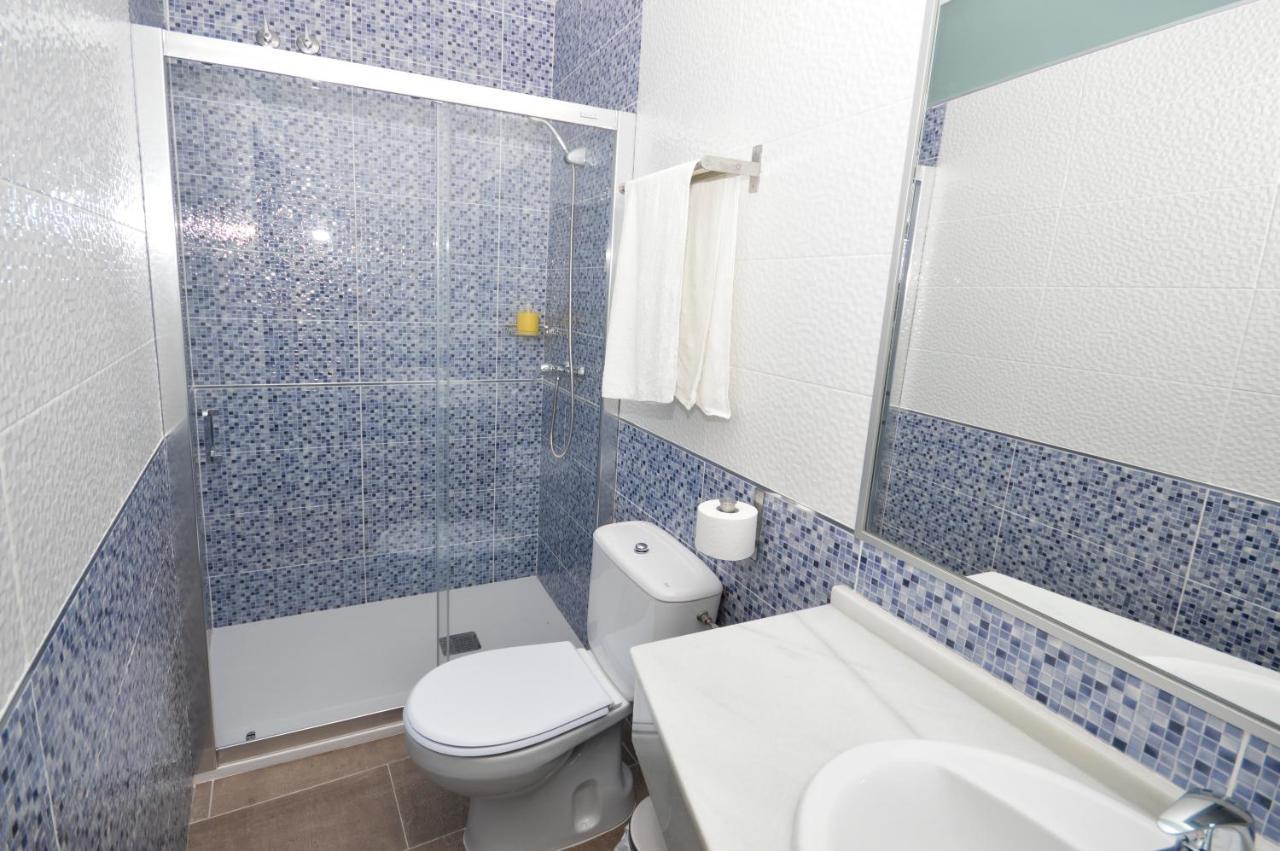 Hostal Maria Jose Кониль-де-ла-Фронтера Экстерьер фото