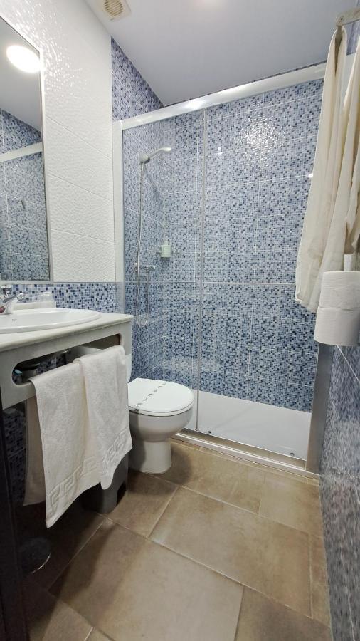 Hostal Maria Jose Кониль-де-ла-Фронтера Экстерьер фото